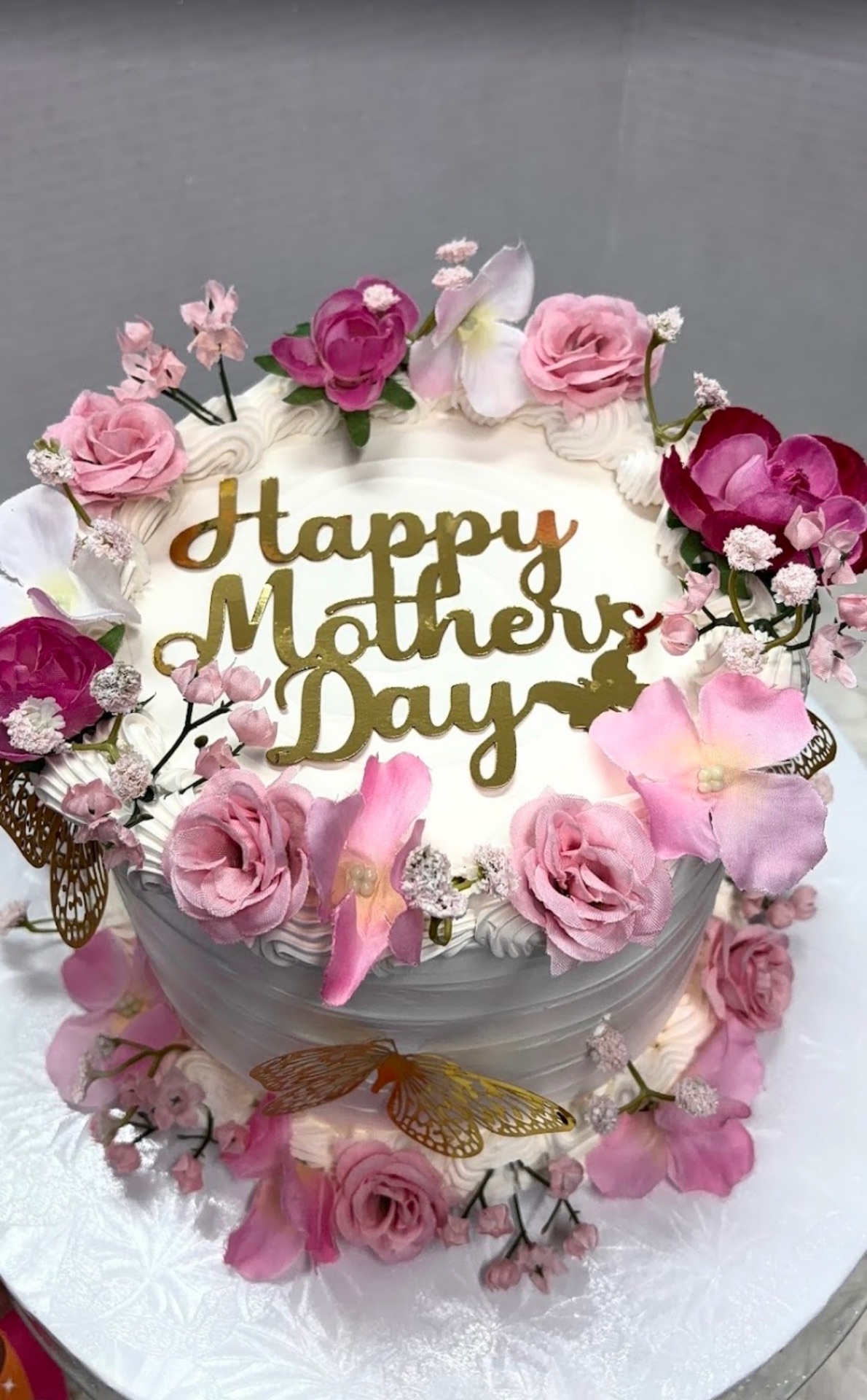 Signature pink and gold celebration cake by Cakes By Yasmin